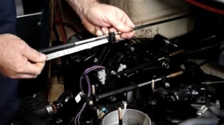 adjusting boat throttle cable