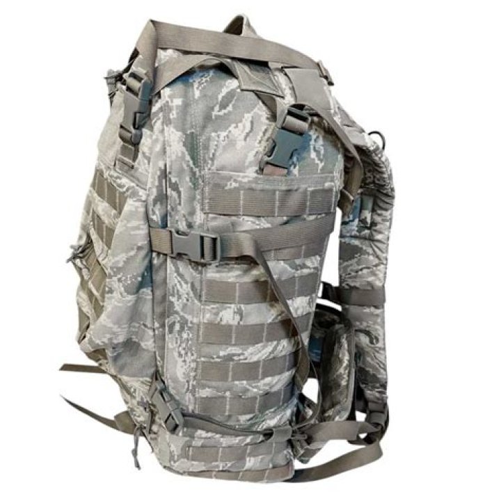 air force backpack regulations