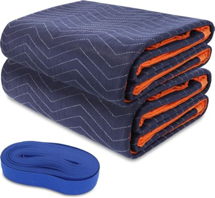 are moving blankets safe to sleep on