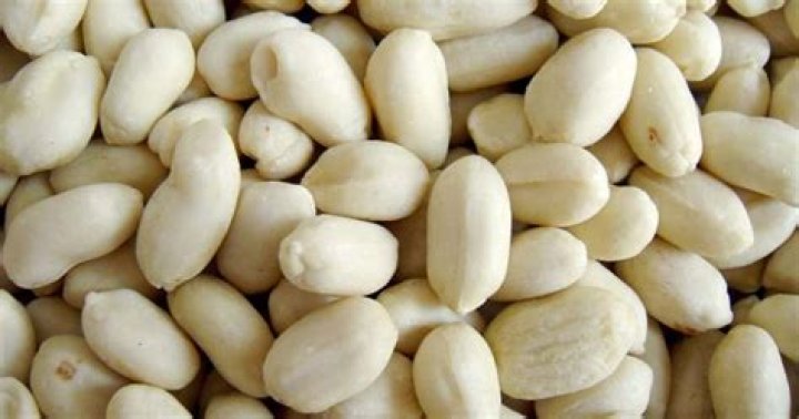 blanched peanuts