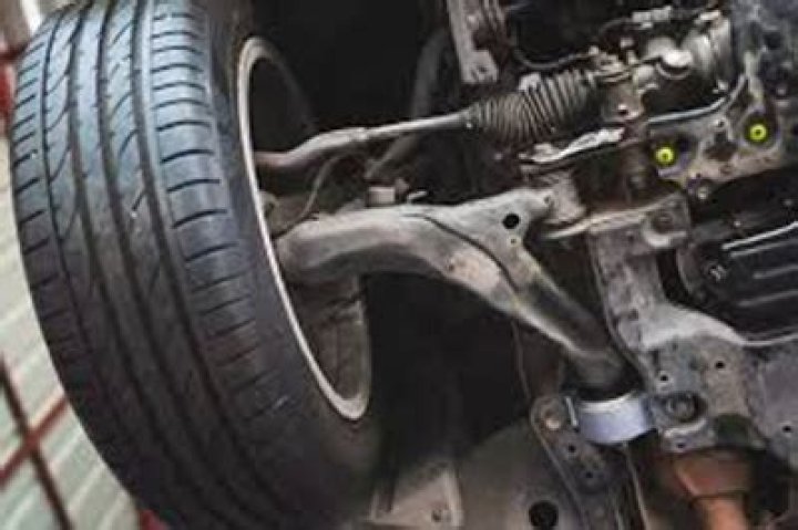 can a bad control arm cause vibration