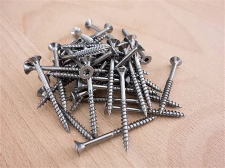 can i use wood screws for drywall