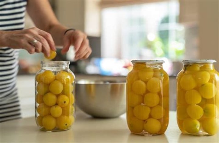 canning yellow tomatoes