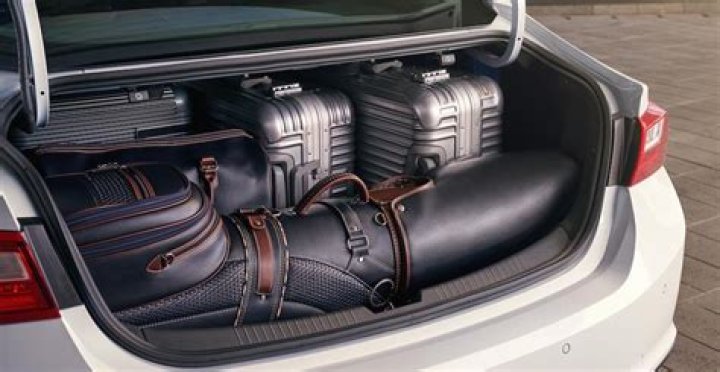 chevy malibu trunk space luggage