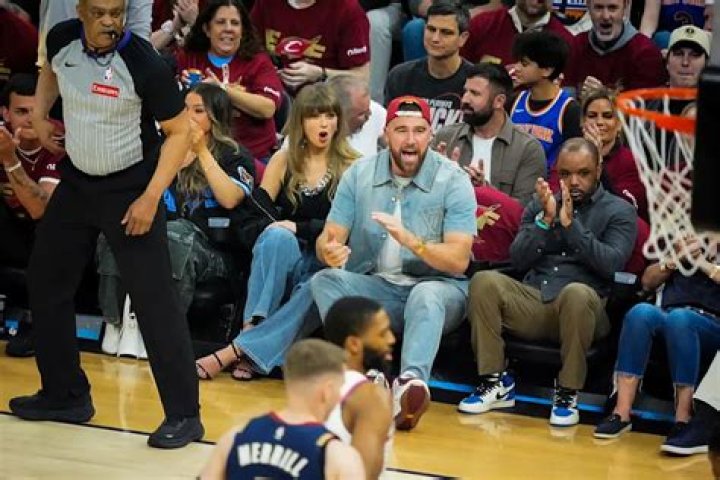 courtside seats cavs price