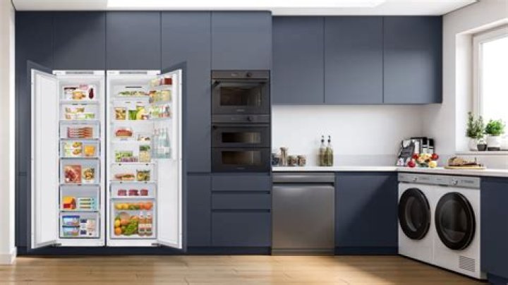 does an integrated fridge need a cabinet