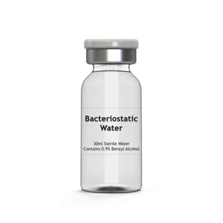 does bacteriostatic water need to be refrigerated