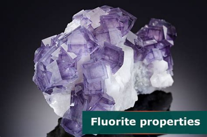does fluorite glow