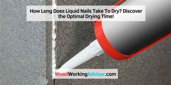 does liquid nails dry clear
