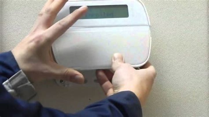 dsc alarm battery replacement
