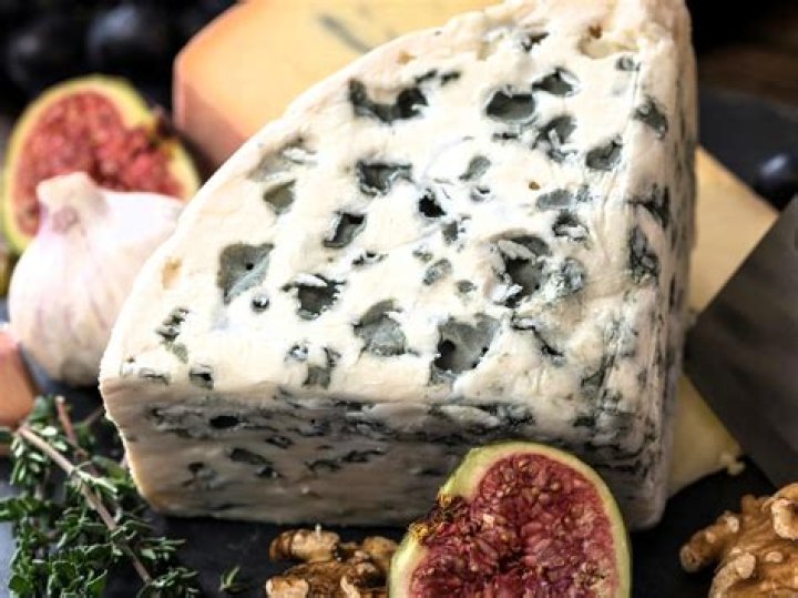 gorgonzola vs feta