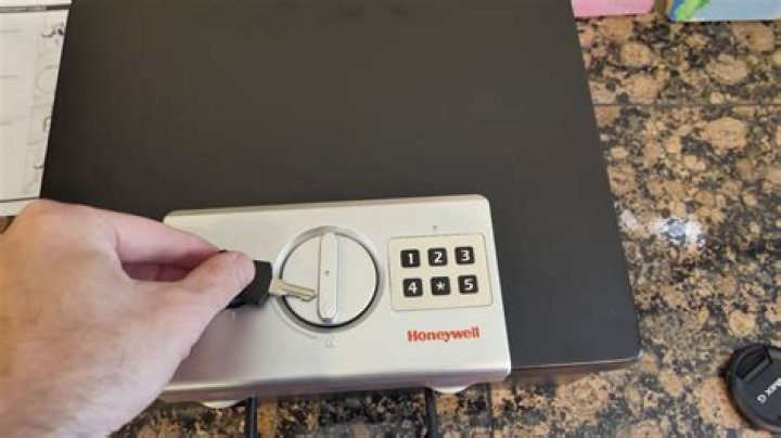 honeywell safe e code
