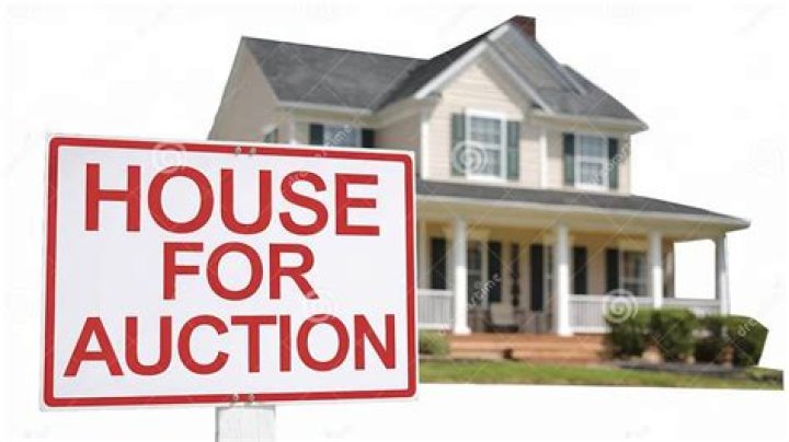 house sold at auction when do i have to move