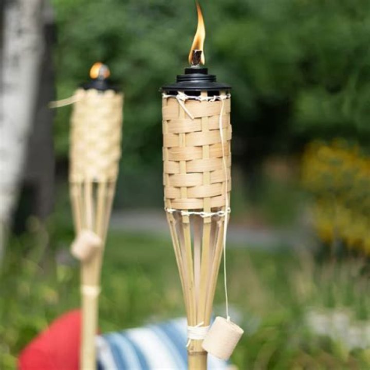 how long does a tiki torch burn