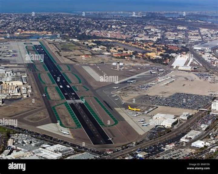 how many airports in san diego