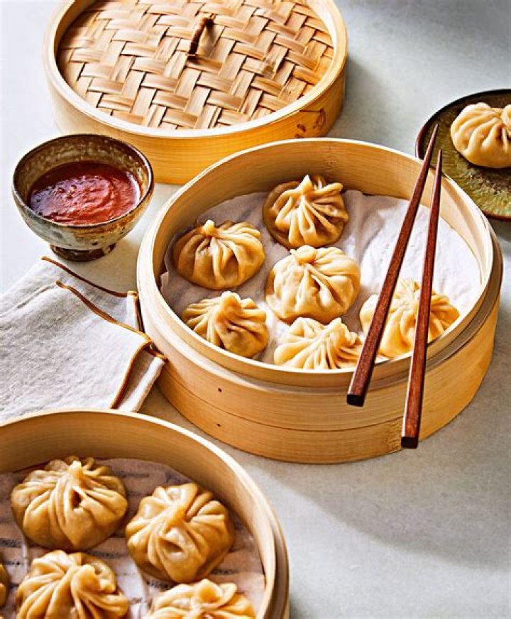 how many calories in steamed dumplings