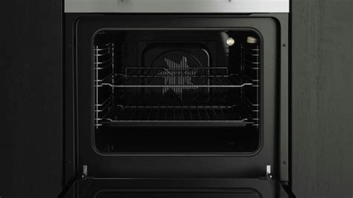 how much does it cost to run the oven for an hour?