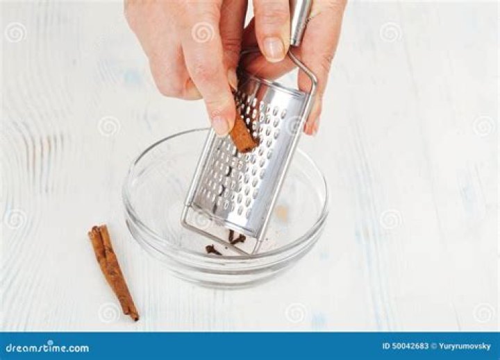 how to grate cinnamon sticks