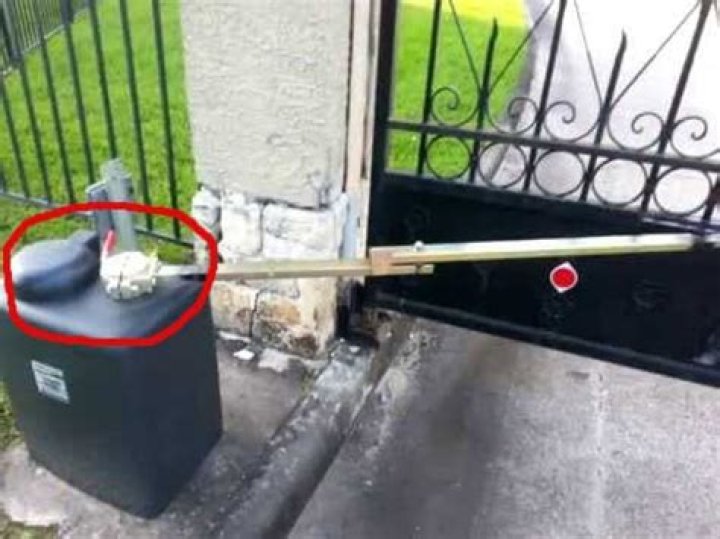 how to open automatic gate without car