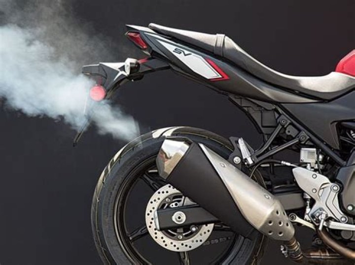 how to stop white smoke from bike