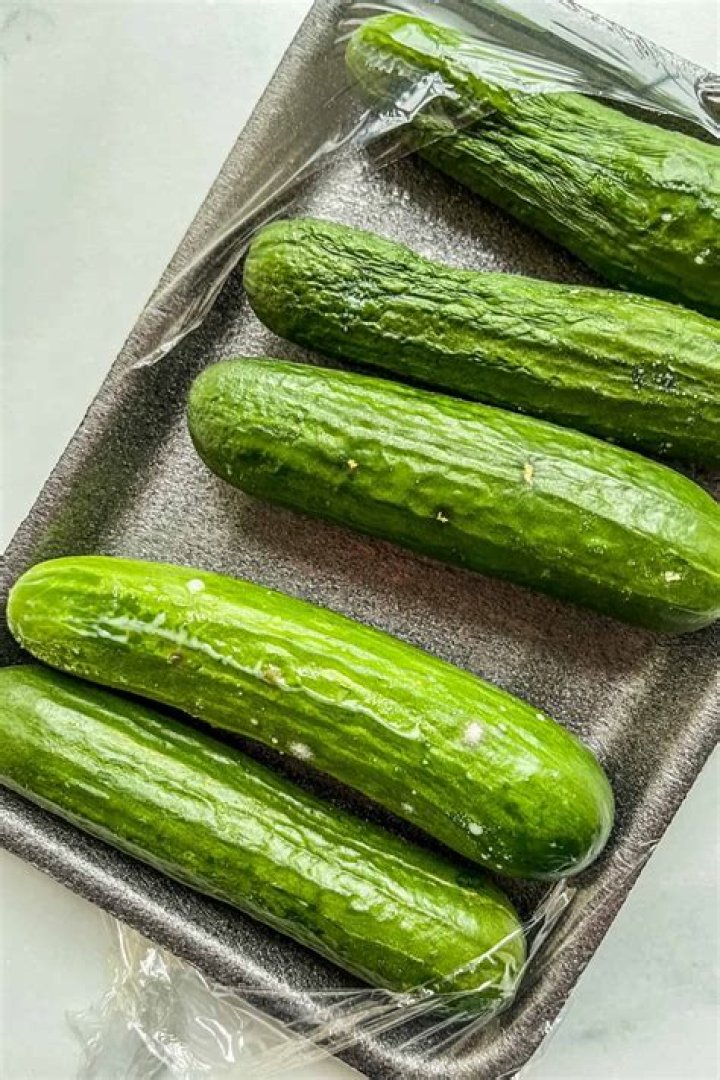 how to tell if a cucumber is bad