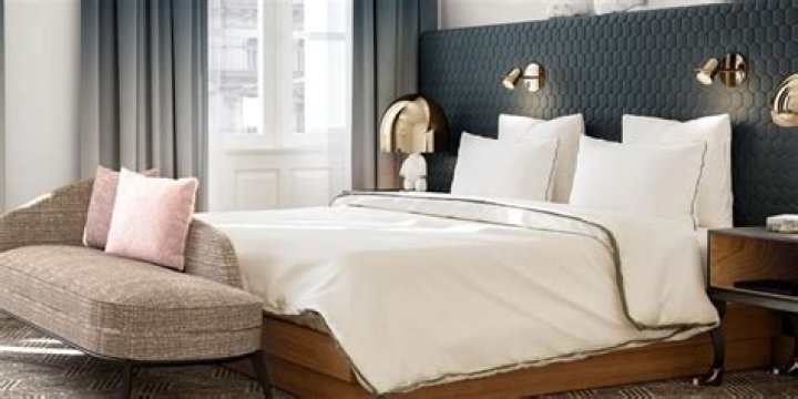hyatt pillows