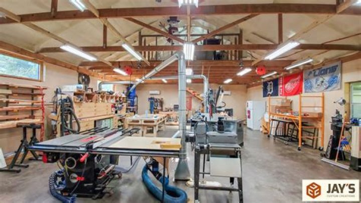 inside 30×40 shop