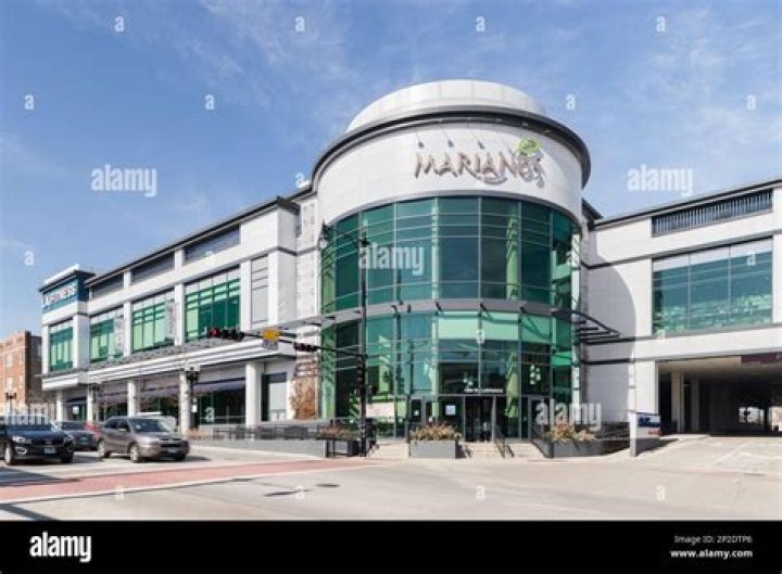 is marianos owned by kroger