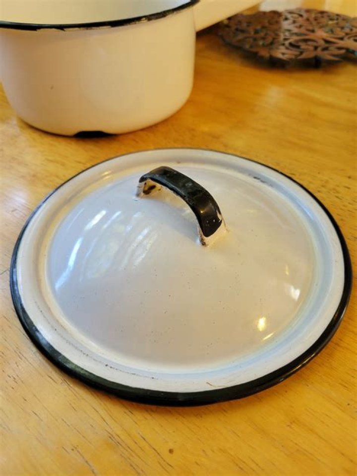 is vintage enamelware safe to use