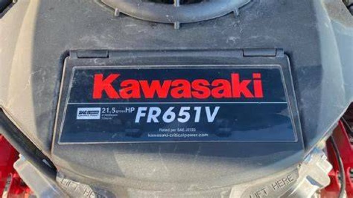 kawasaki fr651v oil capacity