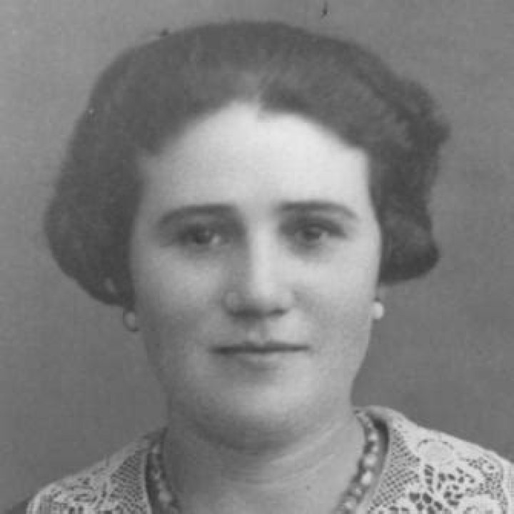 mrs schachter