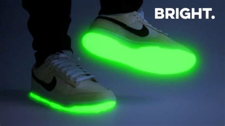 nikes glow in the dark
