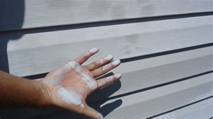 oxidation on vinyl siding