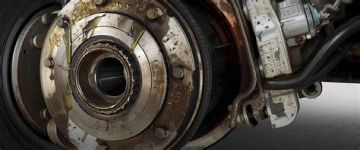 symptoms of a bad carrier bearing