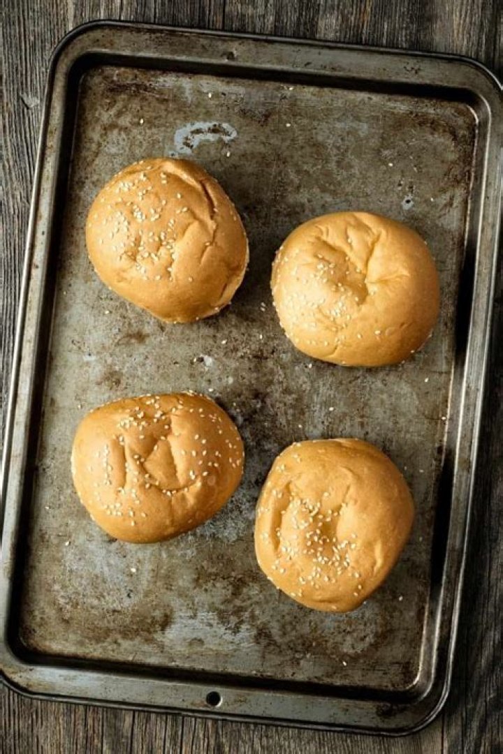 toasting buns in oven