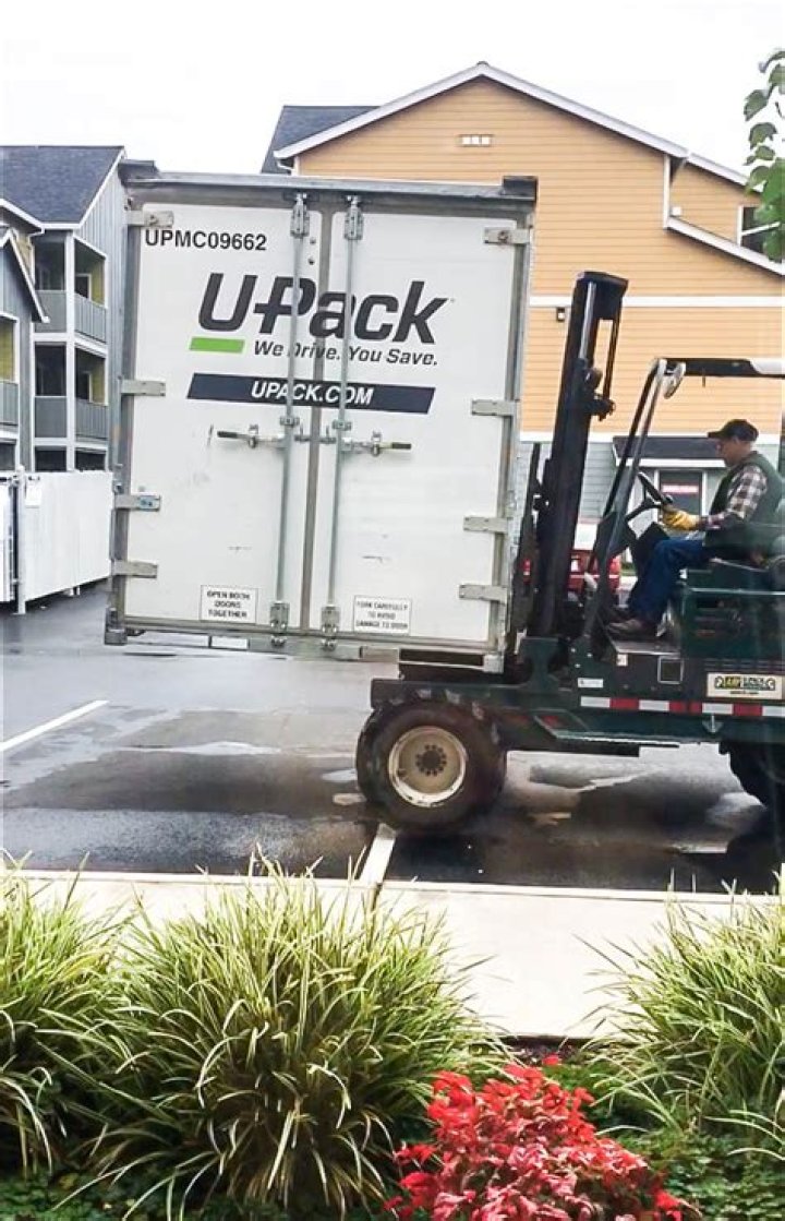 upack storage cost