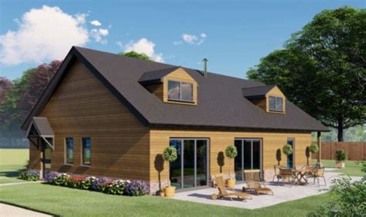 what is a chalet bungalow