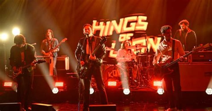 who’s opening for kings of leon 2017
